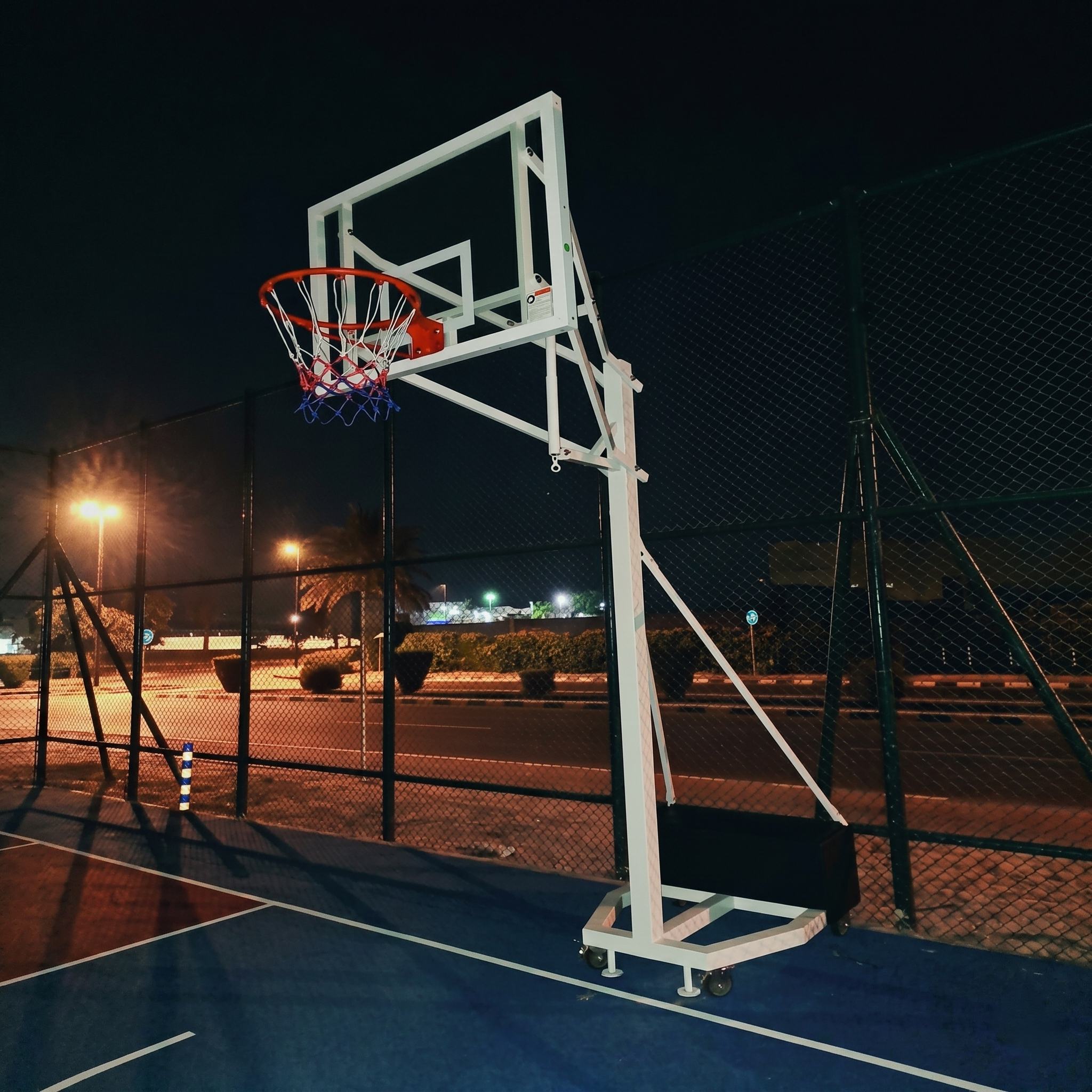 BASKETBALL GOAL MOVABLE BASKETBALL GOAL MOVABLE - Image 1